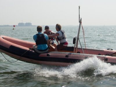 powerboating-fellowship-afloat_0